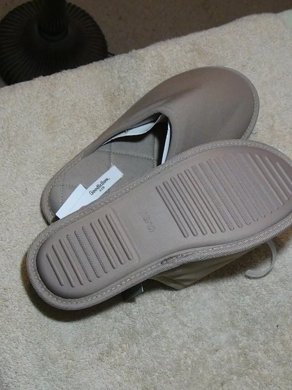 Men's Beau Scuff Slippers Goodfellow & Co Memory Foam M 9/10 Beige
